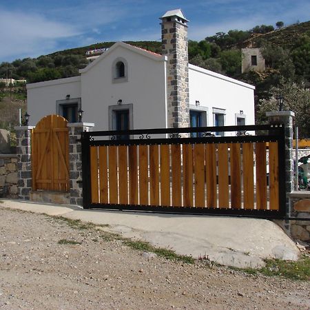 Villa Polymnia Emborios Eksteriør billede